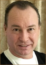 Актёр - Александр Песков
