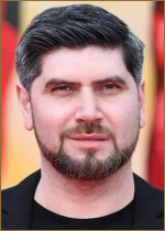 Актёр - Карен Арутюнов